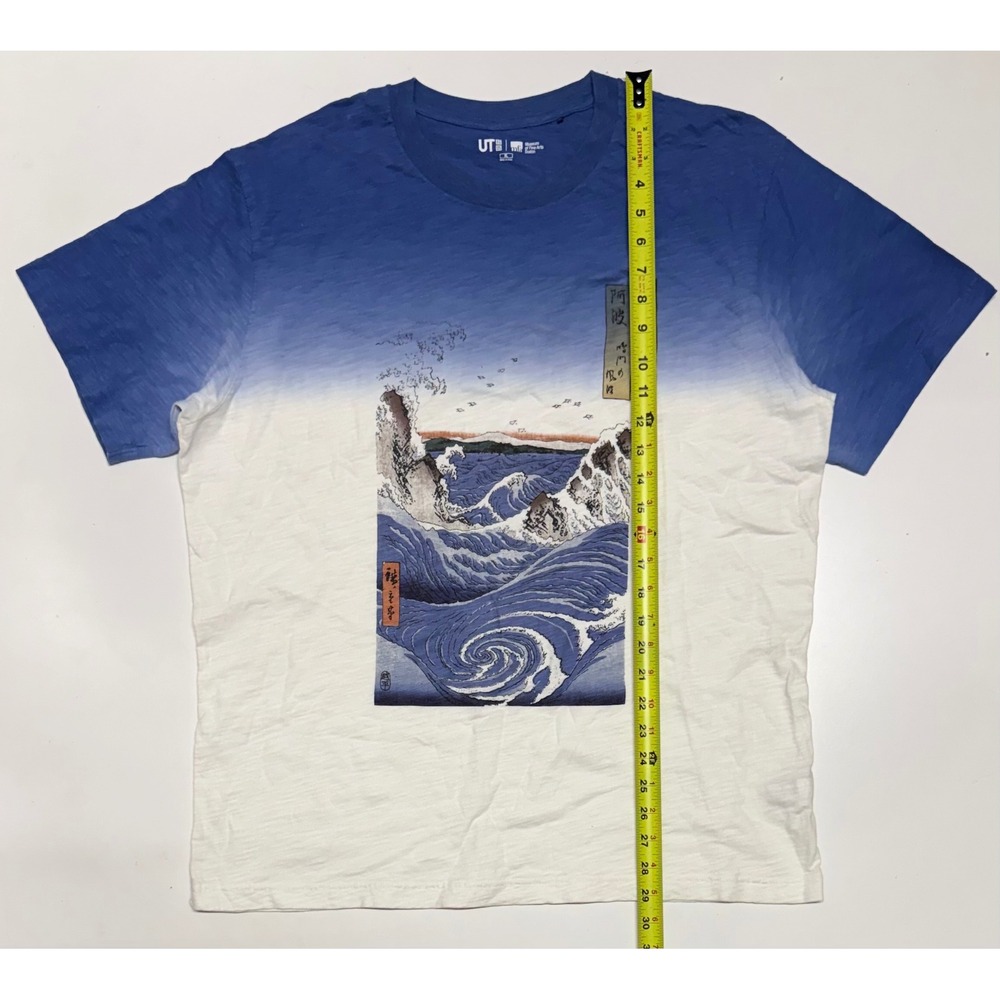 Uniqlo UT MFA Boston Hokusai Wave Ombre T-Shirt Mens XL Blue White Slub Cotton